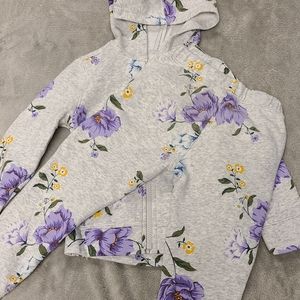 Old navy sweat suit